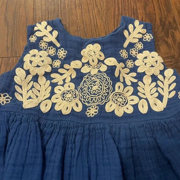 Roller Rabbit Blue Embroidered Muslin Shift Dress, Size 4, Toddler Girl - Picture 5 of 6